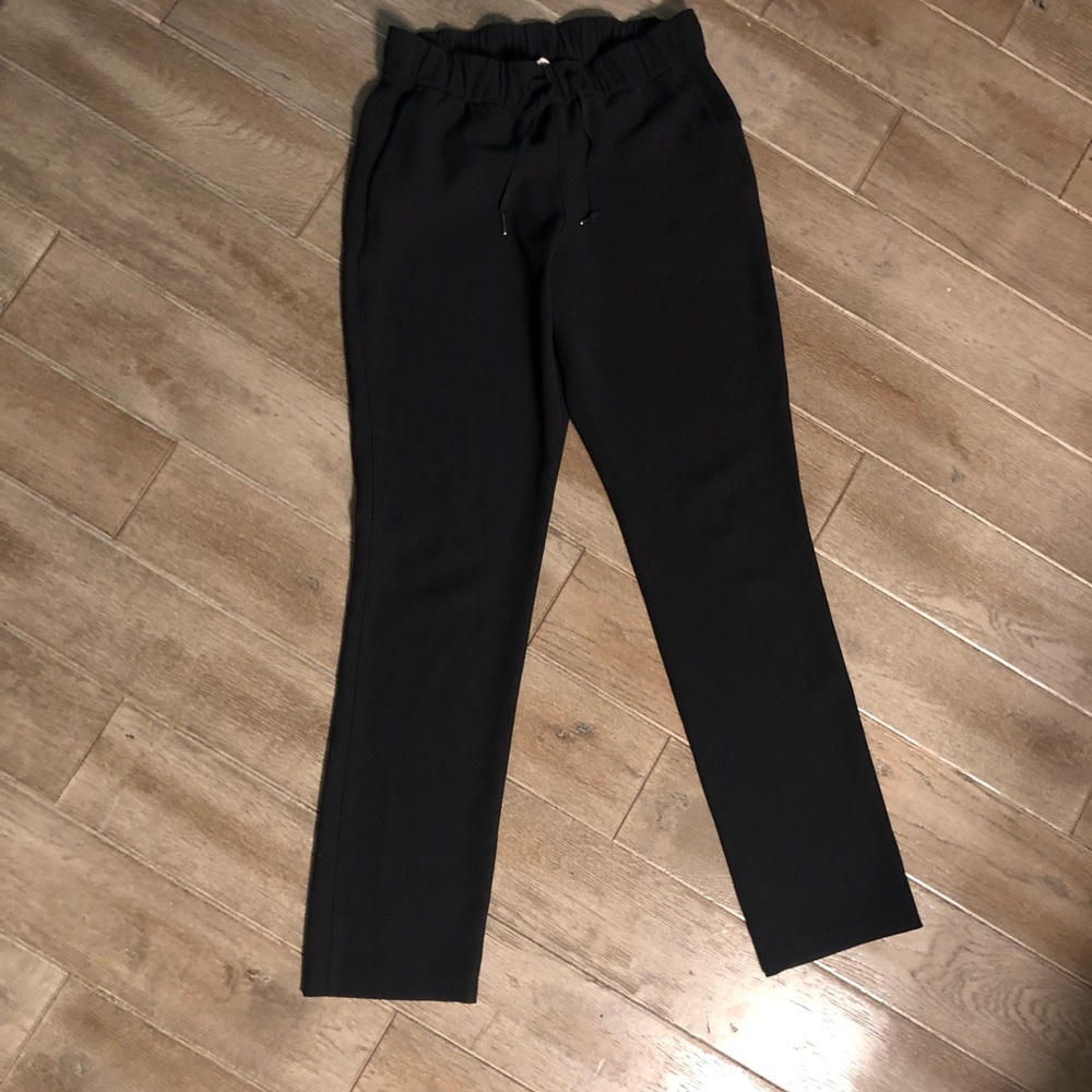Lululemon Black pants size 6
